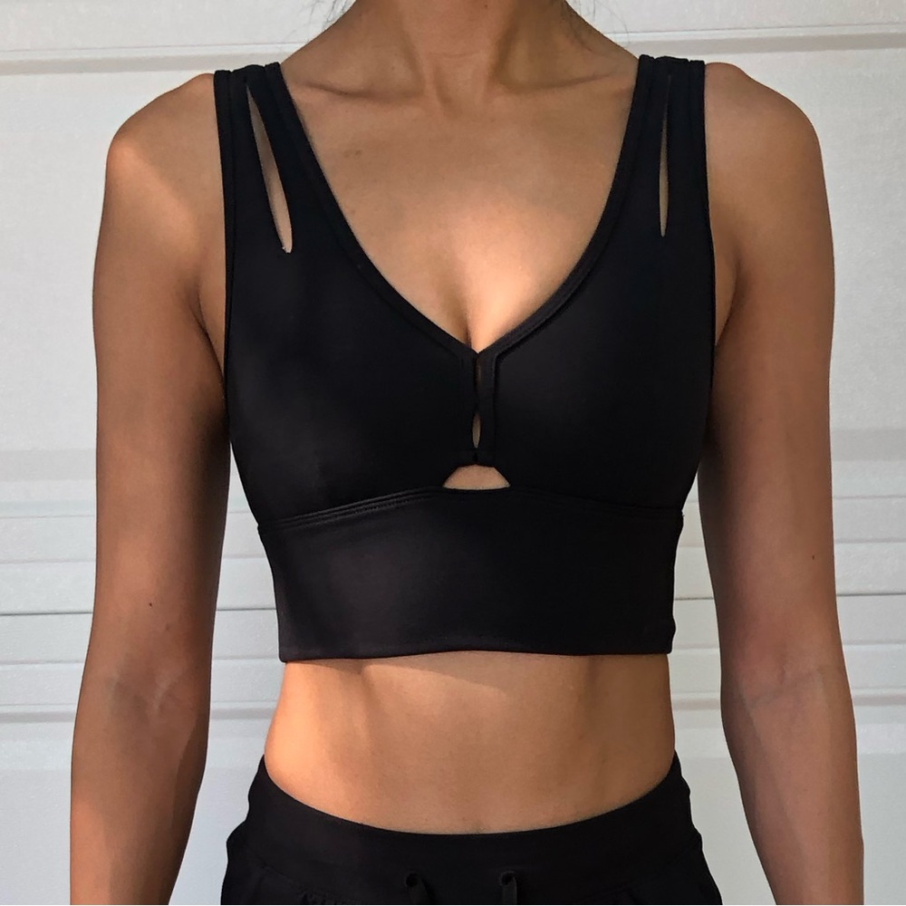 Alo black sports bra!